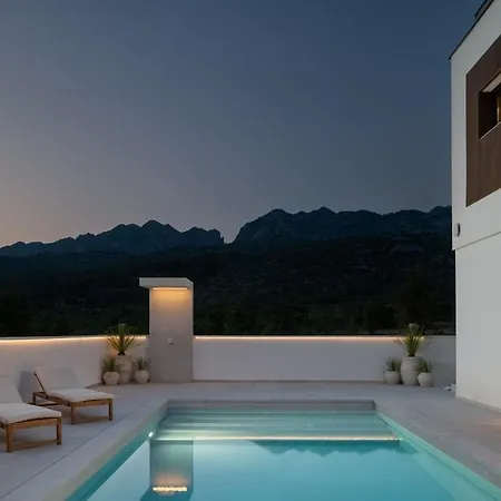 New! Luxury Cvita-design Award Winner 2025 Villa