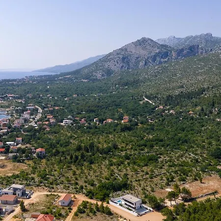 New! Luxury Cvita-design Award Winner 2025 Villa