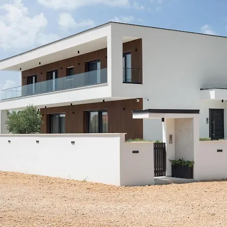 New! Luxury Cvita-design Award Winner 2025 Villa *