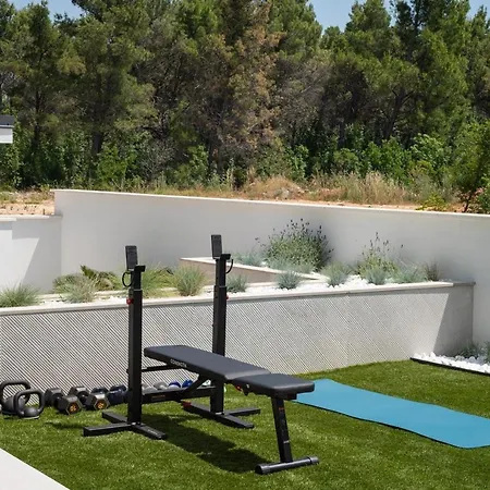 New! Luxury Cvita-design Award Winner 2025