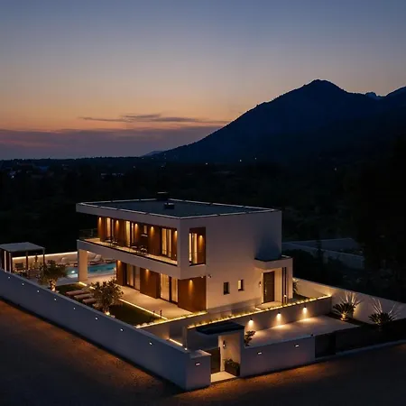 New! Luxury Cvita-design Award Winner 2025 セリネ